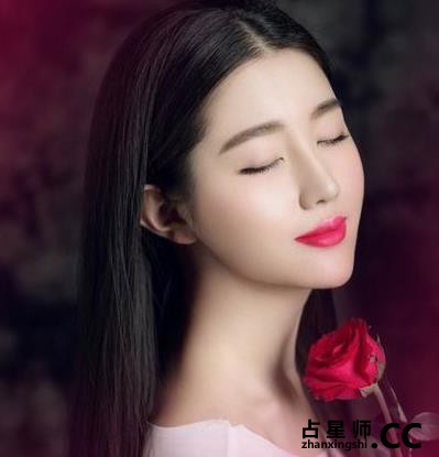 女人注意!身上长痣看出你一生的桃花