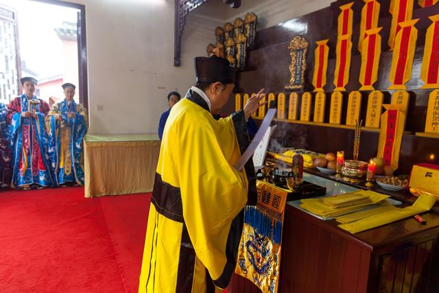 任宗权大师讲全真传戒7：拜请律衣科