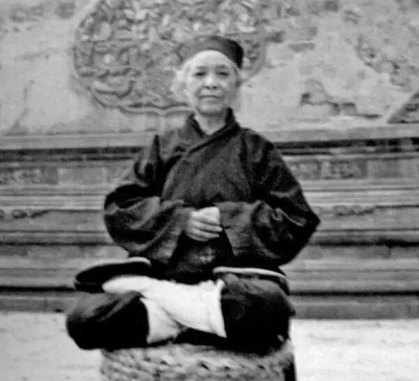 武当龙门派第24代传承人、百岁坤道李诚玉修行录