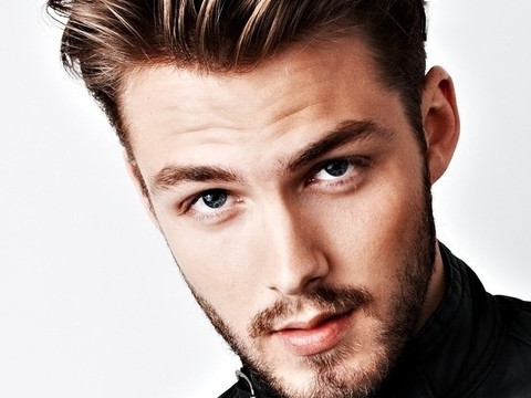 面相分析男人有美人尖的运势如何