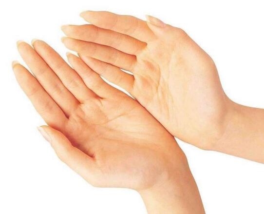 手相解析手掌财运线是哪一条