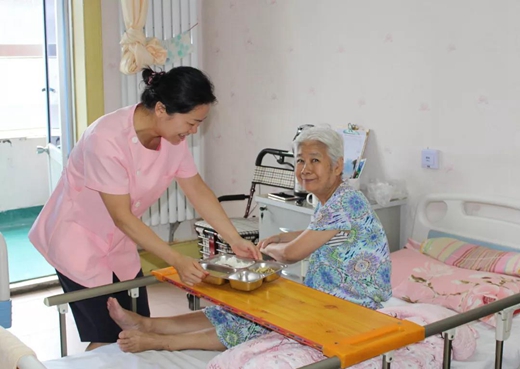 山东威海深入开展“一教一品牌”公益活动