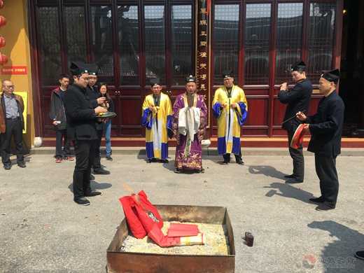 苏州城隍庙举行己亥“清明祭祖”法会