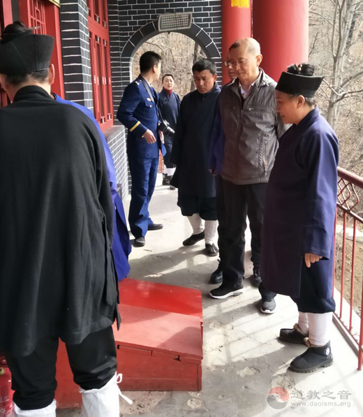 吉林省通化市消防人员检查玉皇阁消防安全