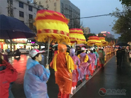 台湾妈祖信众到福建漳州上街天后宫进香交流