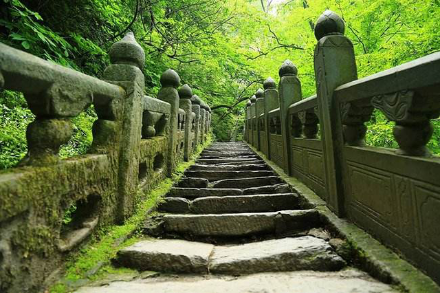 准备天梯上大罗:道教建筑形式之阶梯