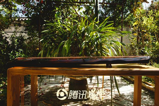 古琴与修行：一亩白云空翠深，中有仙翁抱一琴