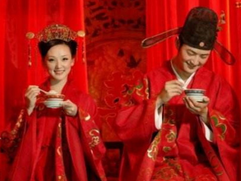 八字测算女命婚姻怎么看