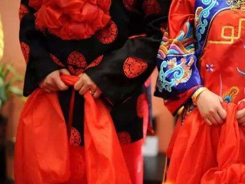 2026下半年中桃花运出色的生肖都有哪些？