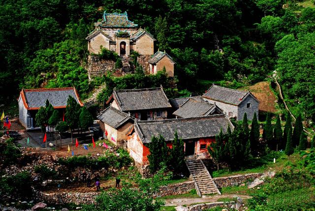 王世贞父子三人与武当山