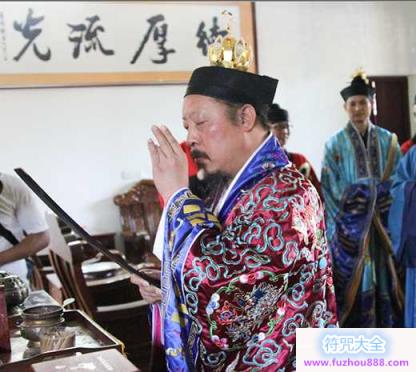 湖北省道教协会己亥年全真派道士冠巾活动在蕲春普阳观举行