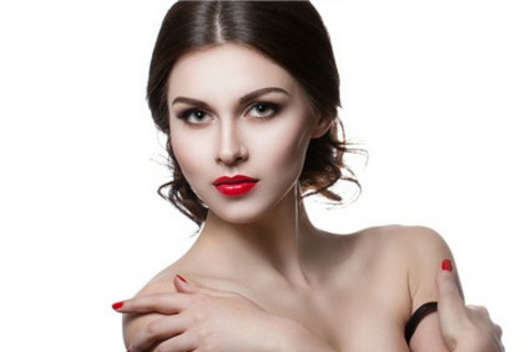 揭露长得有心机的面相特点