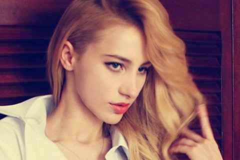 为了钱不择手段的八字有何特点