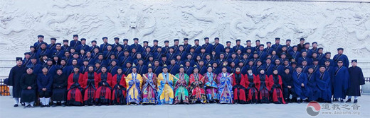 陕西榆林市道协榆阳区道协在黑龙潭道观举行冠巾仪式