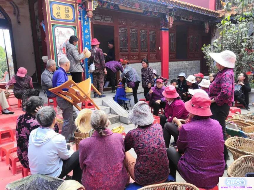 昭通正一道活动中心昭阳玄妙观、昆明三皇宫开展冬季敬老公益慈善活动