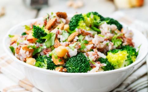 吃零食能会集注意力