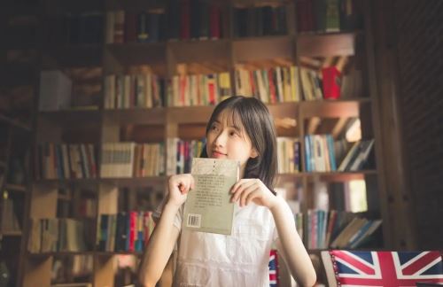 命运崎岖的女性特征