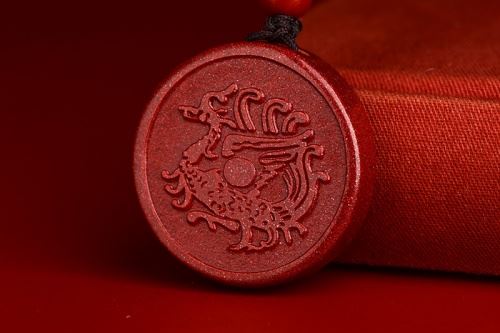 五行属火的饰品有哪些