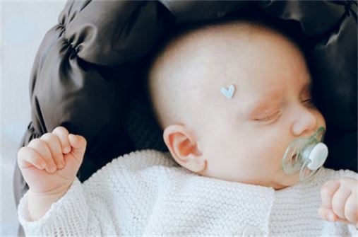 属龙的宝宝好听姓名2026 吉祥的宝宝姓名共享