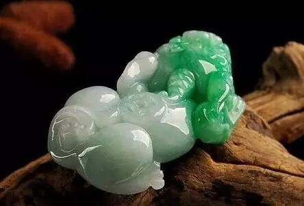 八字伤官食神多的女性，女性食神伤官代表什么意思？