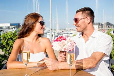 壁上土婚姻配对 壁上土命跟钗钏金命配吗