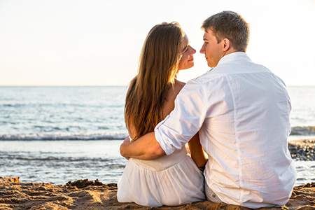 比肩格男命最佳婚配 比肩格男命和正财格女命配吗