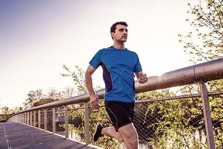 辛亥日柱富有的条件