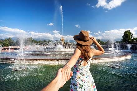 路旁土命人如何能遇正桃花