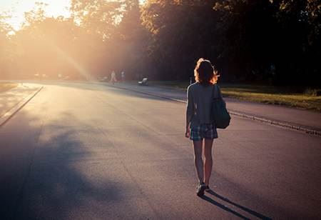 性情孤僻的面相特征有哪些