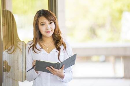 2008年属鼠男2026年财气尚早，有规划不会乱花钱