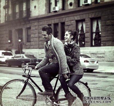 你的爱情由谁掌控