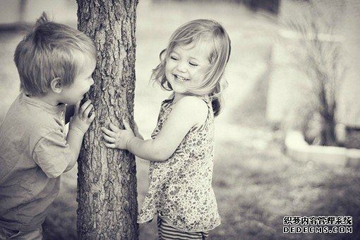 你们的爱情谁会先说分手