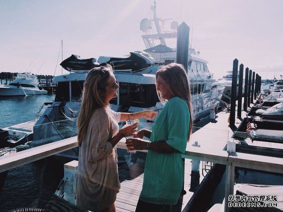 你会挑选什么来打发时刻呢