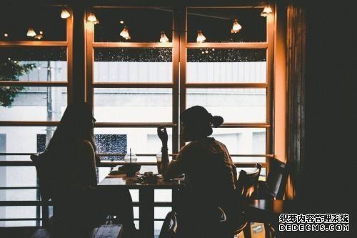 测测你分手后还会找理由羁绊前男友吗？