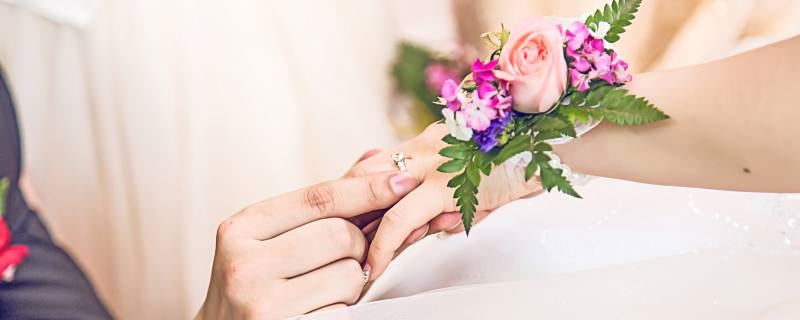 梦见喜爱的人是什么意思 梦见喜爱的人代表了什么