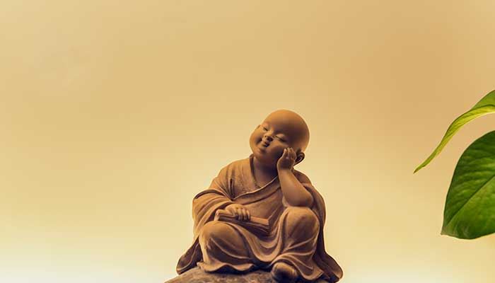 梦见念经有什么征兆 梦到念经什么意思