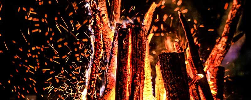 梦见坟墓着火有什么征兆 梦到坟墓着火什么意思