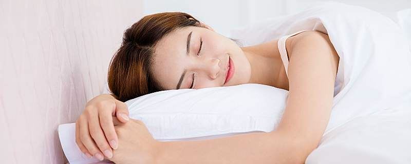 女性梦见被女鬼进犯什么意思 女性做梦梦见被女鬼进犯好不好