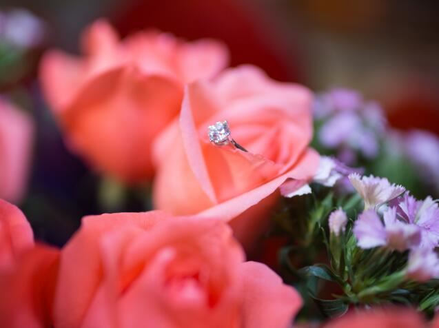 已婚妇女梦见有人寻求自己是什么意思 梦见有人寻求自己征兆什么