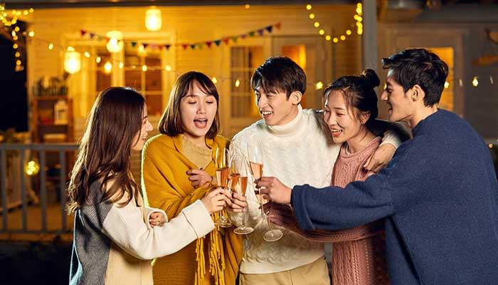 梦见抢女性什么意思 梦到抢女性有什么预兆