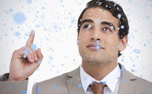 红酒的成效 男人喝红酒的优点