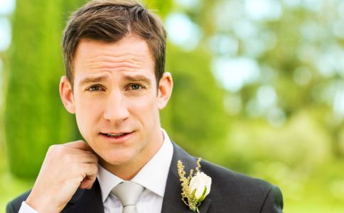 李子和蜂蜜能一同吃吗