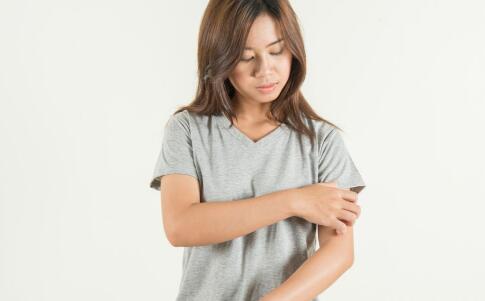 初夏脚气来袭 引荐医治脚气偏方