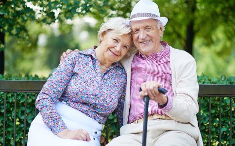 哪些寻常食物呵护白叟健康