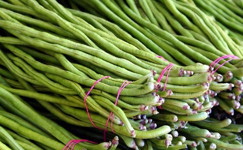 吃茄子不要扔茄子皮 细数茄子皮的营养价值