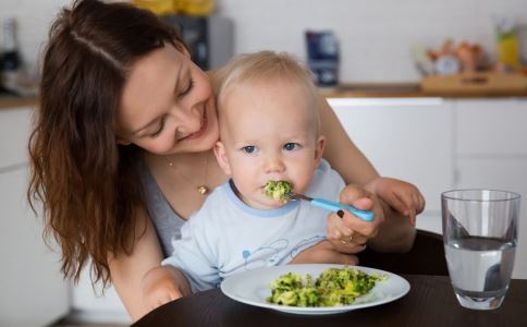 家长教育 爸爸妈妈能不能打孩子