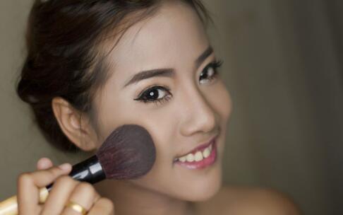 美妆品开封后寿数只剩一半