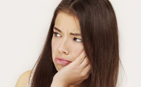 缓解经期头痛的小办法