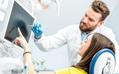 三秒钟自测口臭办法