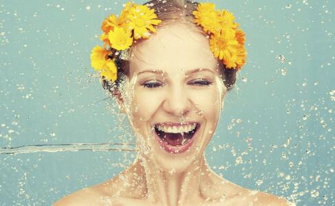 教你祛痘印的诀窍